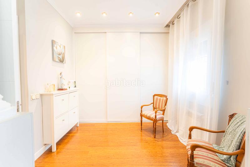 Foto 2266b948-c3cd-435e-9847-78e7bc400c57. Chalet avec cheminée chauffage parking piscine dans Navalcarnero