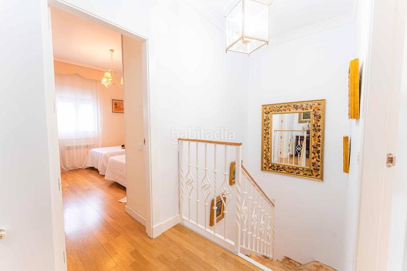 Foto ae90379a-8529-401a-9e52-d294966c9331. Chalet avec cheminée chauffage parking piscine dans Navalcarnero