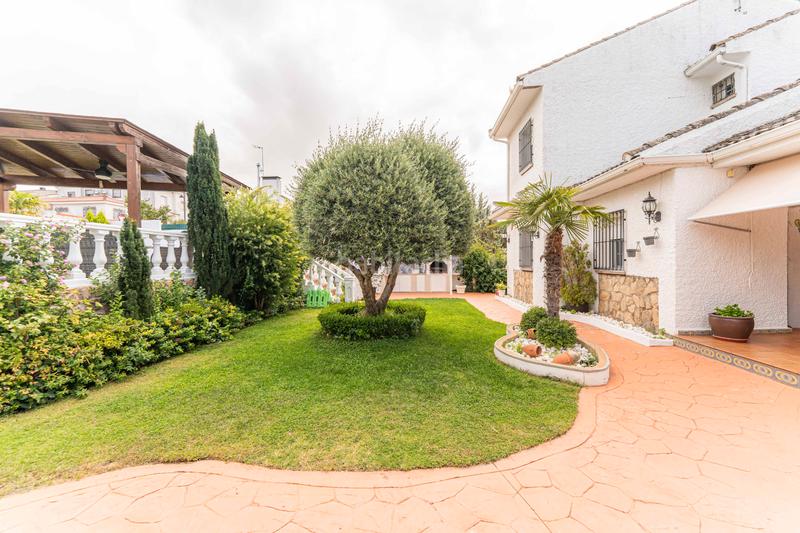 Foto 3bc075a9-2001-408c-b6d1-a73eefbb9ccf. Chalet en Covadonga - Los Manzanos Navalcarnero