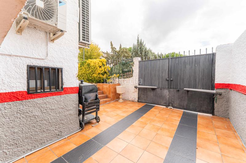 Foto bd428f62-d40c-437d-89bb-4962e8e65bd6. Chalet con camino riscaldamento parcheggio piscina in Navalcarnero