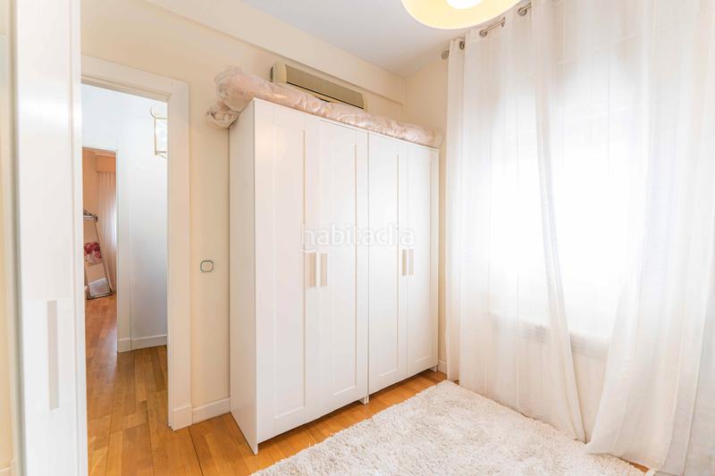 Foto ebcf4515-6d0e-4c63-b19d-e6fb93ccd068. Chalet con camino riscaldamento parcheggio piscina in Navalcarnero