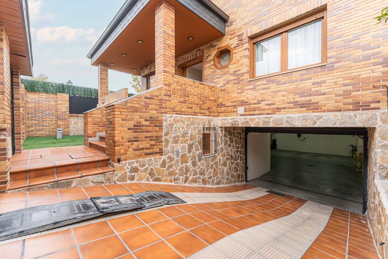 Foto 13a26d98-c0f1-4bde-937c-01705120a272. Chalet en La Cárcaba-El Encinar-Montemolinos Arroyomolinos