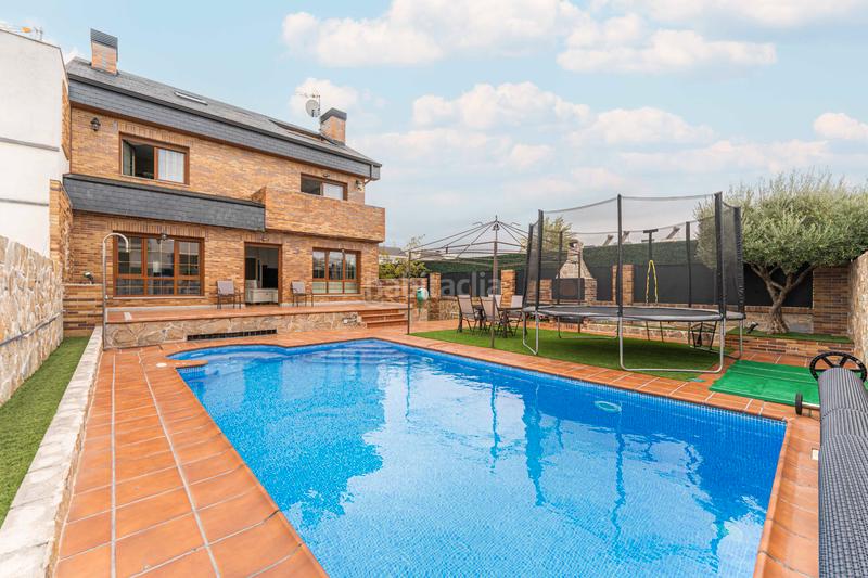 Foto f76d9cf3-46ac-4f17-84f3-4bd120d10ce5. Chalet mit kamin heizung parking pool in La Cárcaba-El Encinar-Montemolinos Arroyomolinos