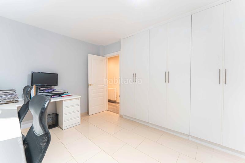 Foto 8d233210-9892-4e14-8bf0-d7bf785f3c8c. Chalet avec cheminée chauffage parking piscine dans Arroyomolinos