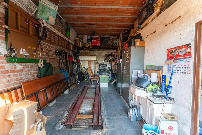 Foto 0b6e29ea-cd37-4562-96a7-c1c17bd30d86. Casa amb xemeneia piscina a Batres