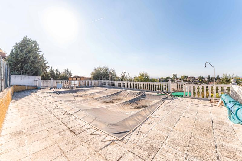 Foto 4b0df2ad-a388-4b1b-bcb0-55e55d2083bd. Casa amb xemeneia piscina a Batres