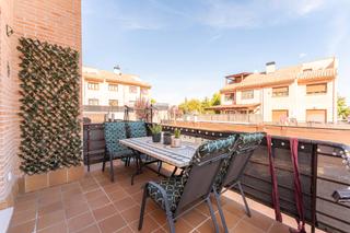 Casa pareada  Calle de las retamas. Espectacular chalet pareado en la dehesa!!!