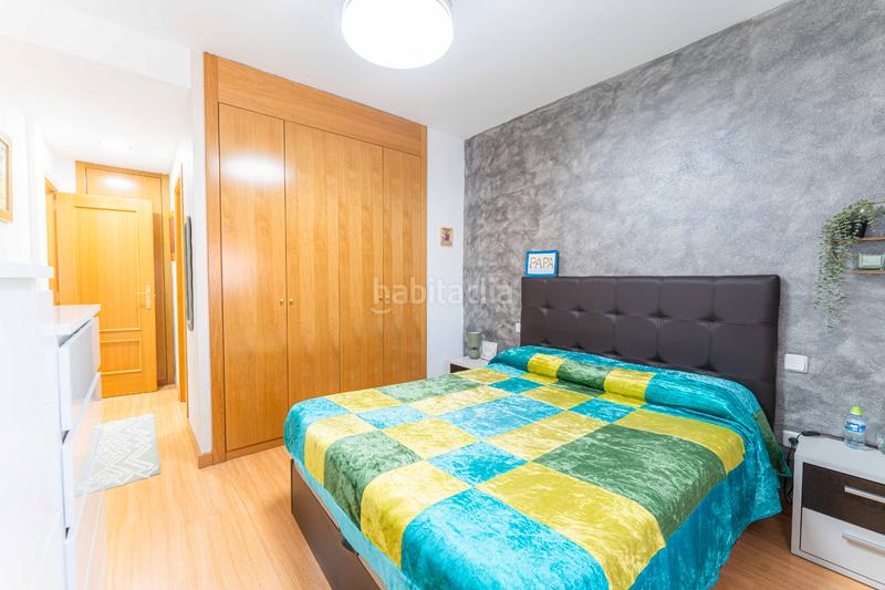 Foto e6c9f62d-0624-45b9-84b1-d4221423befb. Casa aparellada amb xemeneia calefacció aparcament piscina a Navalcarnero