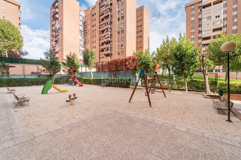 Foto 0c5c4628-fb0f-42e4-ab63-1e4fcfab3eff. Appartamento con riscaldamento parcheggio piscina in Madrid