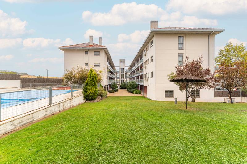 Foto 5307a5b8-2f80-4b62-a5b6-b7079a5d0a94. Piso acogedor piso en la dehesa!! en La Dehesa - El Pinar Navalcarnero