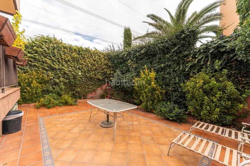 Foto 31cbfa7b-1334-4f2e-8f05-43a0a6739b11. Casa bifamiliare con camino riscaldamento parcheggio piscina in Móstoles