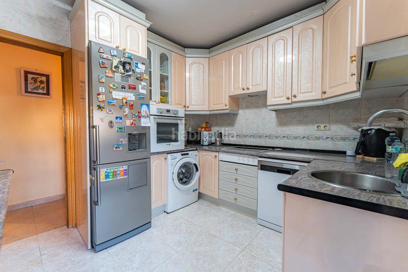 Foto 7b0cde71-e602-42b8-9711-39c8b8078233. Chalet con camino riscaldamento parcheggio in Álamo (El)