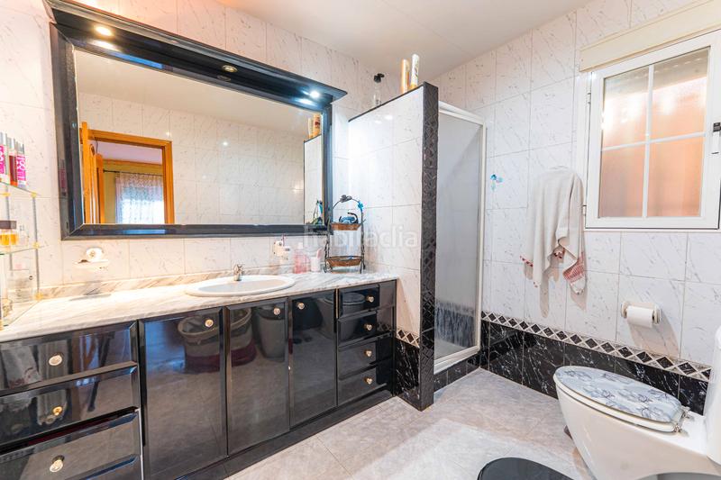 Foto 9b024673-04a8-4e70-8e2d-ccbb5d6458b1. Chalet con camino riscaldamento parcheggio in Álamo (El)