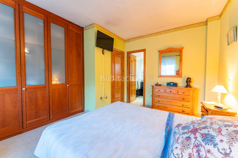 Foto d339e82c-3df0-4b23-9441-b5c325fcd9e5. Chalet con camino riscaldamento parcheggio in Álamo (El)