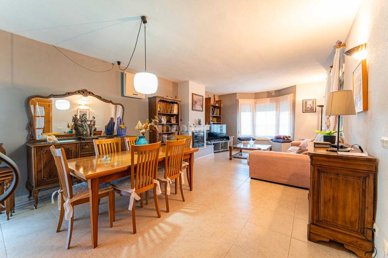 Foto e71beff3-03c0-45d3-8f1c-56f09f00d30b. Chalet con camino riscaldamento parcheggio in Álamo (El)