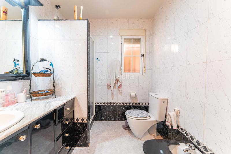 Foto f4c1b206-e942-47cd-9a00-90f872cf562c. Chalet con camino riscaldamento parcheggio in Álamo (El)