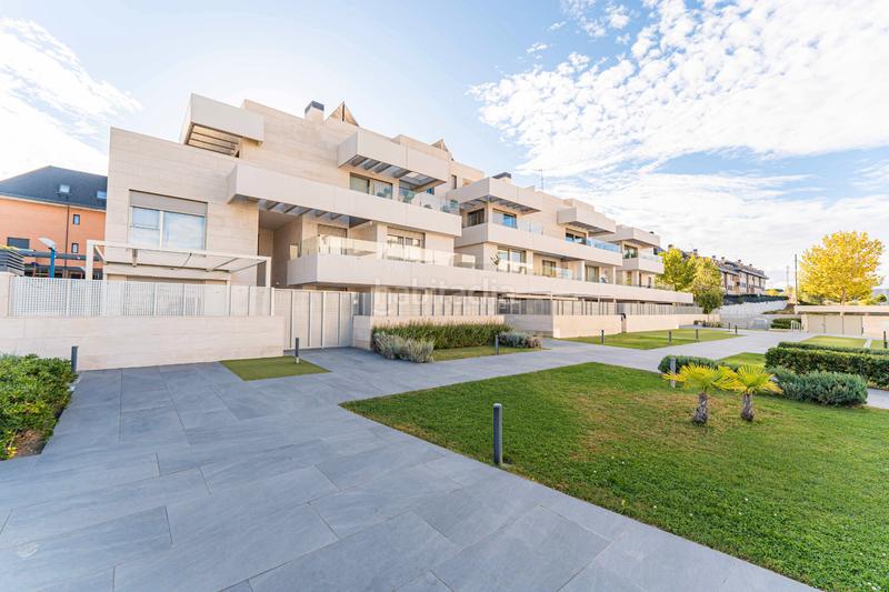 Foto 1fa7267a-2d3b-4093-9637-b540a013a663. Rez-de-chaussée avec chauffage parking piscine dans Boadilla del Monte