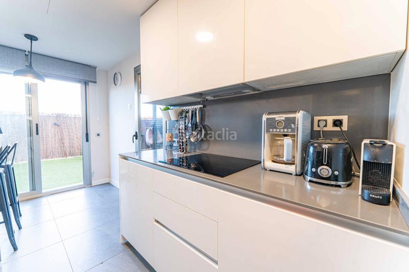 Foto 28c7fe9b-fc7c-4a08-a7c4-3232b06aa4b9. Rez-de-chaussée avec chauffage parking piscine dans Boadilla del Monte