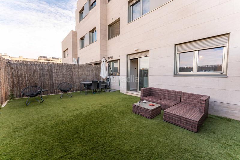 Foto b75127ae-8f1a-4f65-bd8c-098fe71a58d0. Rez-de-chaussée avec chauffage parking piscine dans Boadilla del Monte