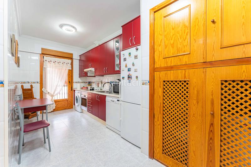 Foto 0806c9fa-6a38-4219-bd42-f8f8a1e7c358. Maison jumelée avec chauffage parking dans Covadonga - Los Manzanos Navalcarnero