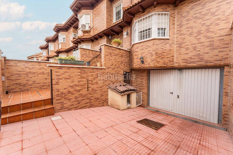 Foto 28c8fe33-f3f3-475f-8cfb-b7c9e96a31a6. Xalet amb calefacció aparcament piscina a El Pijorro Navalcarnero