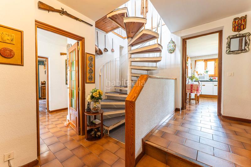 Foto 106f7121-1d4c-44cc-add2-d9394143c505. Chalet con camino riscaldamento parcheggio piscina in Boadilla del Monte