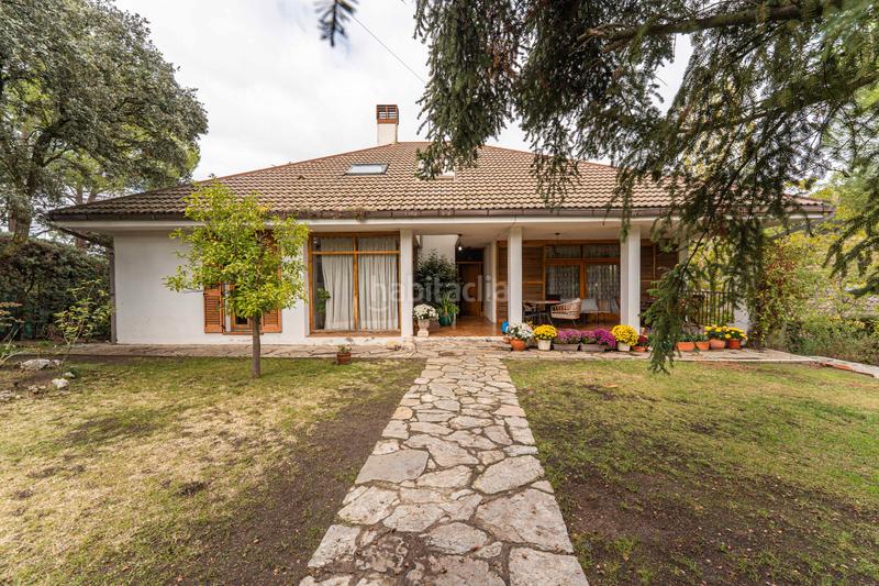 Foto 1eb7f886-9830-4870-865b-5c9aea694921. Chalet con camino riscaldamento parcheggio piscina in Boadilla del Monte