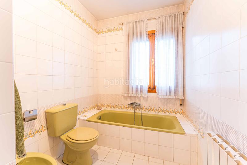 Foto 28a36407-6f96-45b0-bc17-7dca6ef39eb2. Chalet con camino riscaldamento parcheggio piscina in Boadilla del Monte