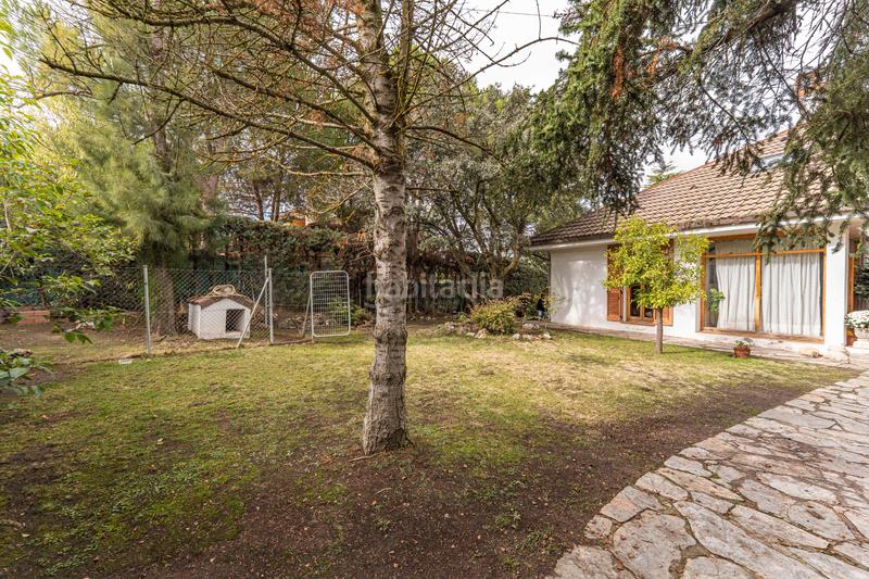 Foto 75725672-cff7-42e9-88be-109b79736df9. Chalet con camino riscaldamento parcheggio piscina in Boadilla del Monte