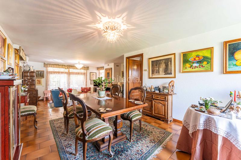 Foto 97fa69ad-b5d7-4506-997d-37e4536dc5cc. Chalet con camino riscaldamento parcheggio piscina in Boadilla del Monte