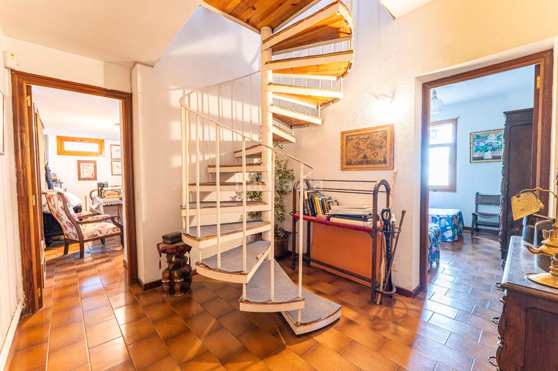 Foto ae748f0b-b777-41ca-b891-5696be98f618. Chalet con camino riscaldamento parcheggio piscina in Boadilla del Monte