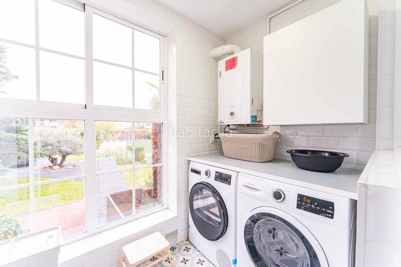 Foto 02e3c15a-97f2-464a-b923-6a99d94cdfe7. Flat with heating parking pool in Prado de Somosaguas Pozuelo de Alarcón