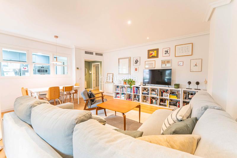 Foto 0e02f6bc-a0cc-4b04-a766-c166f9928147. Flat with heating parking pool in Prado de Somosaguas Pozuelo de Alarcón