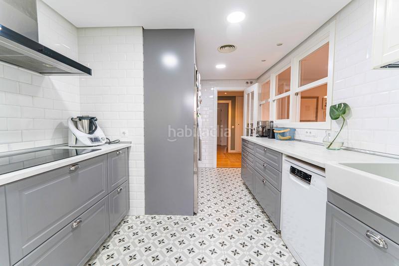 Foto fc55df07-4ca5-442d-be24-e61e7163a959. Flat with heating parking pool in Prado de Somosaguas Pozuelo de Alarcón