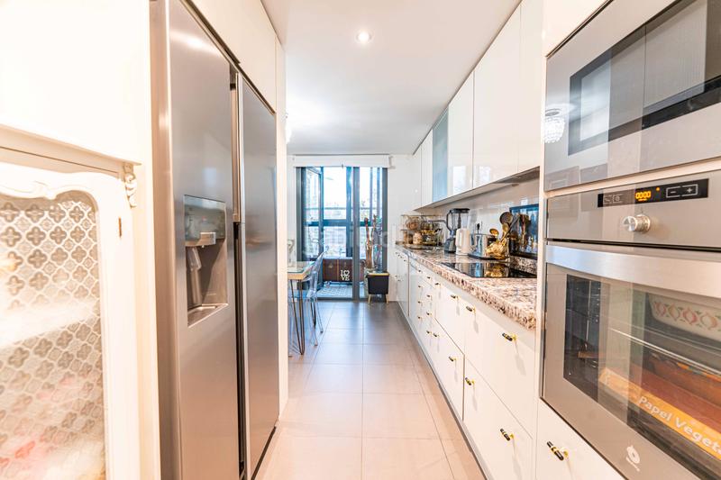 Foto 8e806456-bc4b-4226-a22f-b9978cbcbf08. Pis amb xemeneia calefacció aparcament piscina a Boadilla del Monte