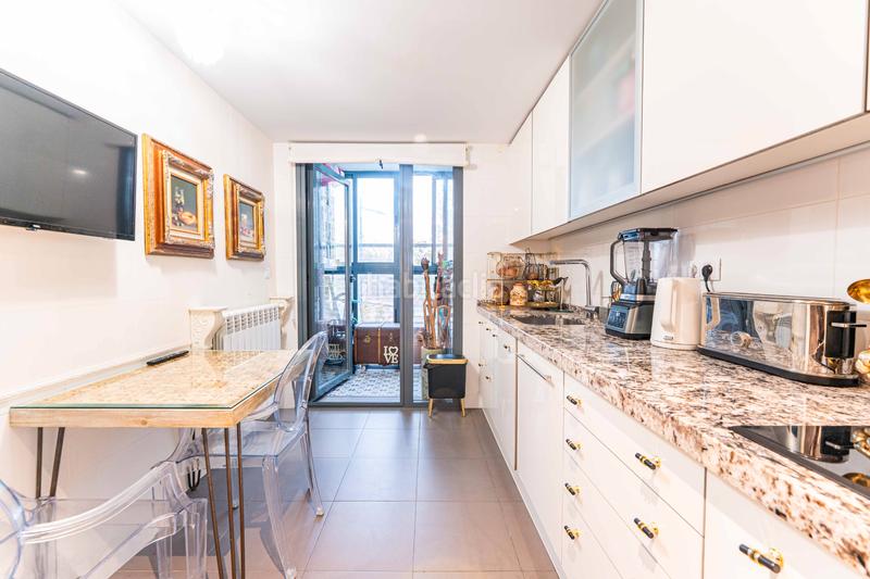 Foto de913fa0-ac9b-426c-b739-6ae716b18321. Pis amb xemeneia calefacció aparcament piscina a Boadilla del Monte