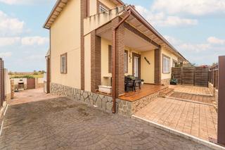 Chalet  Calle cerezo. Chalet pareado en venta en calle cerezo huecas