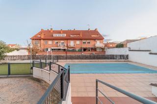 Piso  Calle san isidro. ¡capital home vende en exclusiva estupendo duplex en sevilla la