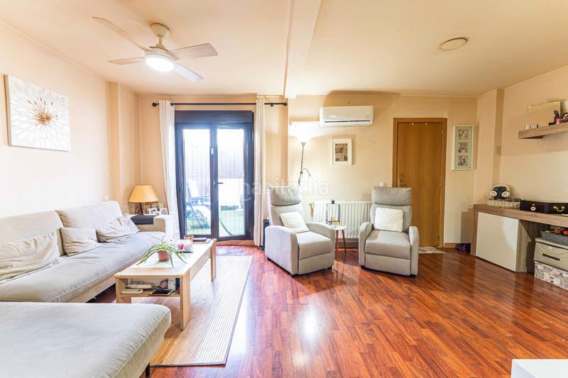 Foto 09229946-155e-4f8d-a487-ff48f7de5ad3. Appartement dans calle ruiseñor 14 dans Sevilla la Nueva