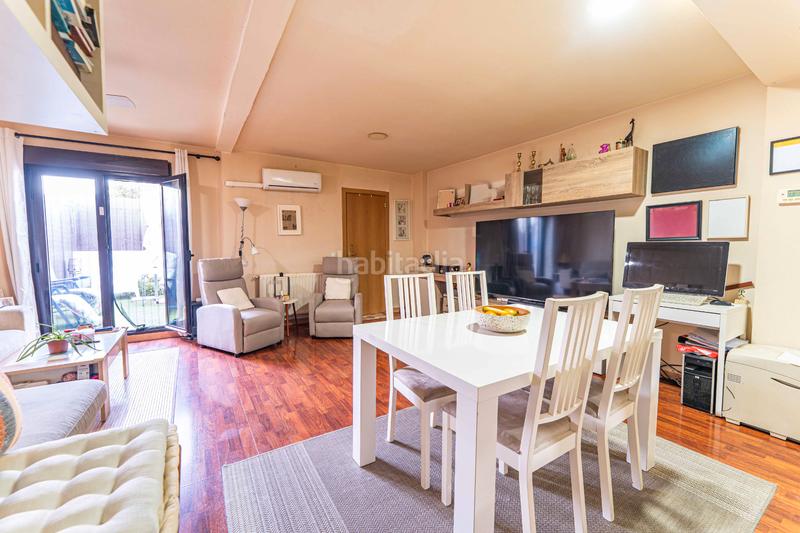 Foto 87a2436a-a2ce-4dda-9fa2-d6e026bca4ad. Appartement dans calle ruiseñor 14 dans Sevilla la Nueva