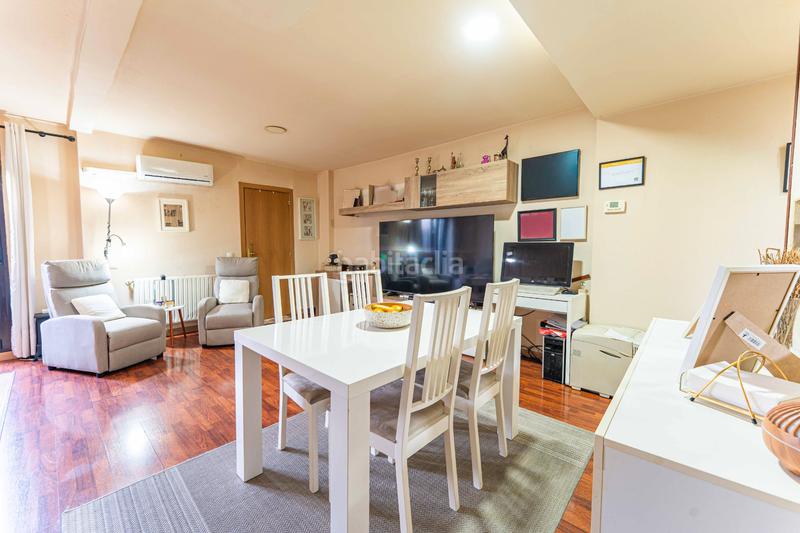 Foto d89045bd-34bb-4303-86d3-fd8023a423aa. Appartement dans calle ruiseñor 14 dans Sevilla la Nueva