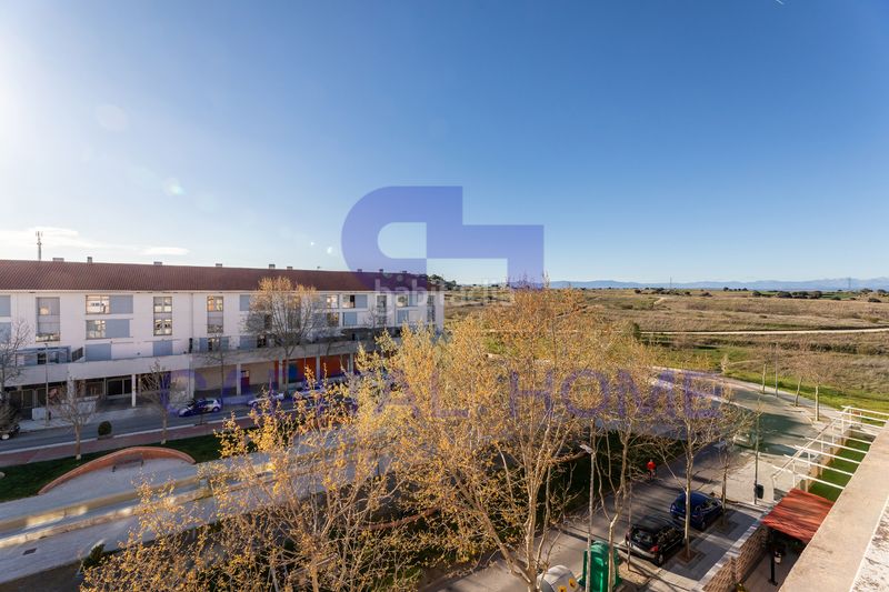 Foto 7ed83213-1ed3-4b84-a24d-7f004a050e08. Àtic amb calefacció aparcament piscina a La Dehesa - El Pinar Navalcarnero