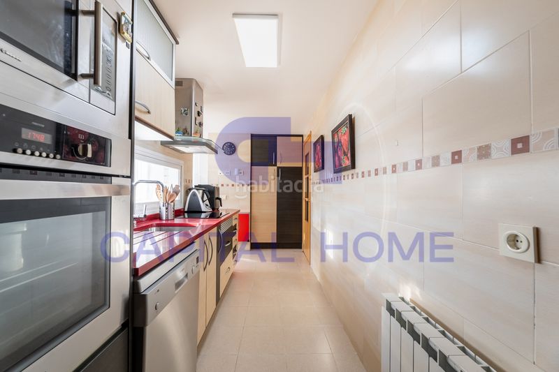 Foto 8997afed-f09c-4713-8d53-3ef3a4c9b3e9. Àtic amb calefacció aparcament piscina a La Dehesa - El Pinar Navalcarnero