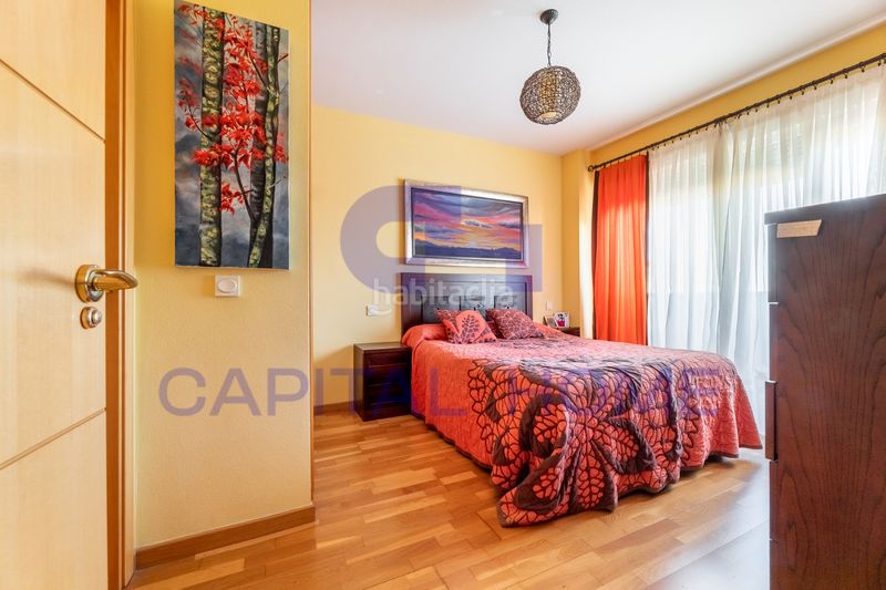 Foto a62718a6-feed-464d-a8b4-156c9e0ba275. Àtic amb calefacció aparcament piscina a La Dehesa - El Pinar Navalcarnero