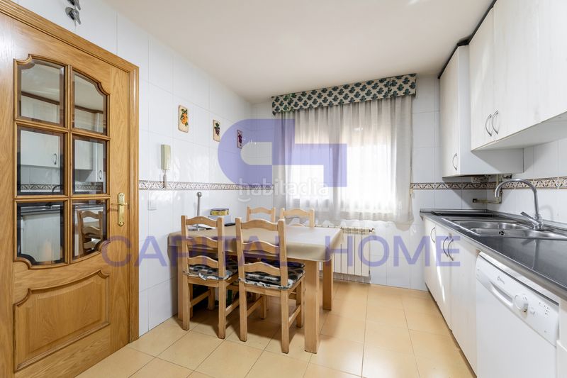 Foto 18b9bebb-64fb-439e-8fc9-20ffc8c046c2. Casa adossada amb calefacció a El Pijorro Navalcarnero