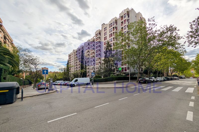 Foto f0c9655e-1781-43cf-b4fd-720b7c996cdf. Estudi a Peñagrande Madrid