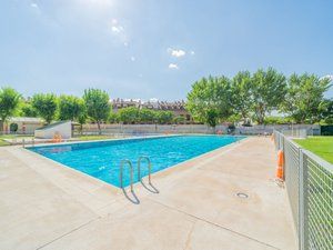 Appartement  Avenida de madrid 20. ** capital home sevilla la nueva vende en exclusiva piso en sevi