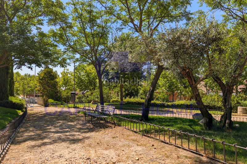 Foto 469c3891-d106-4bf6-b53f-a7fa96f69aeb. Casa adossada amb calefacció aparcament a Covadonga - Los Manzanos Navalcarnero
