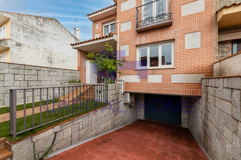 Foto a9cbdd9d-dc6a-49df-9773-7f5e95a8b0d3. Casa adossada amb calefacció aparcament a Covadonga - Los Manzanos Navalcarnero