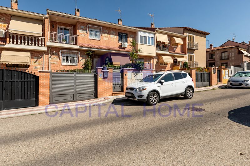 Foto cff35bdd-8a94-4485-bcf5-8989d8671ede. Casa adossada amb calefacció a El Pijorro Navalcarnero